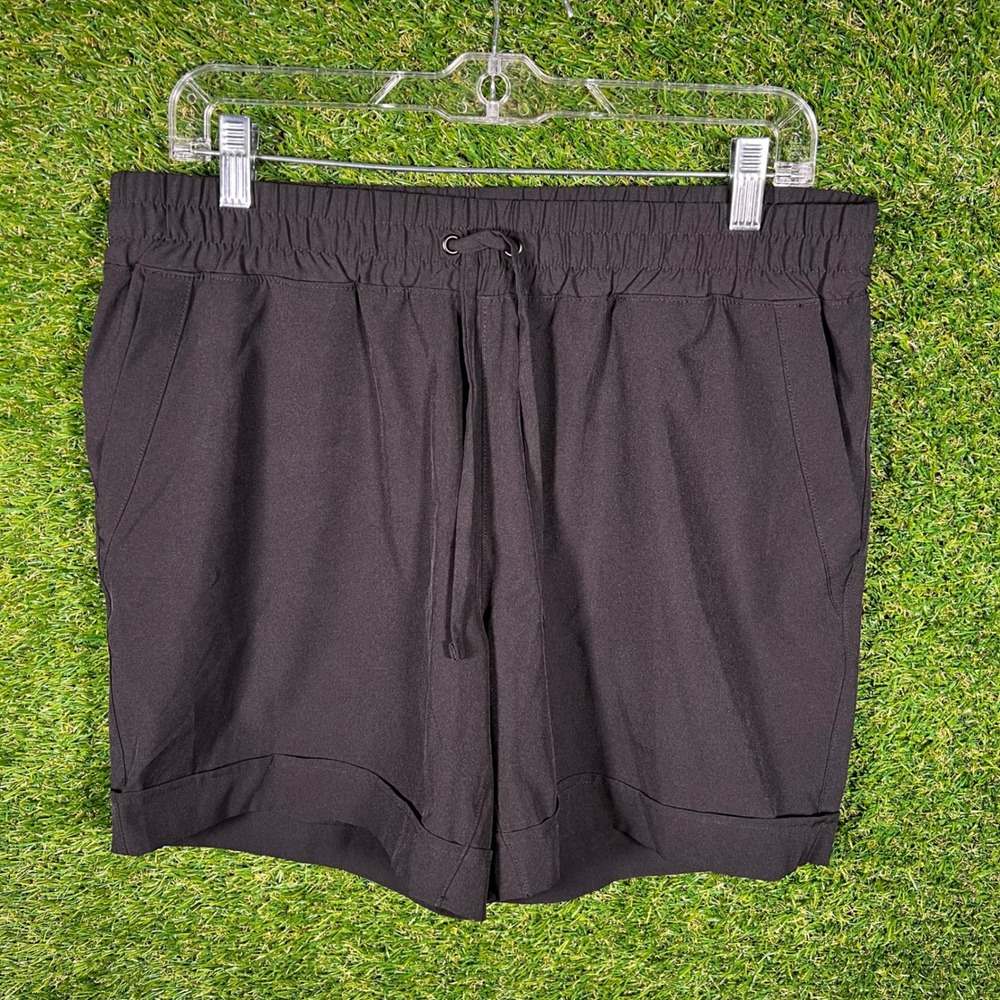 Mondetta Mens Black Elastic Waist Drawstring Active Shorts Medium Pockets Cuffed